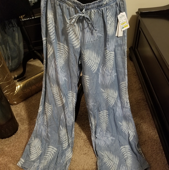 Pants set - Picture 2 of 4